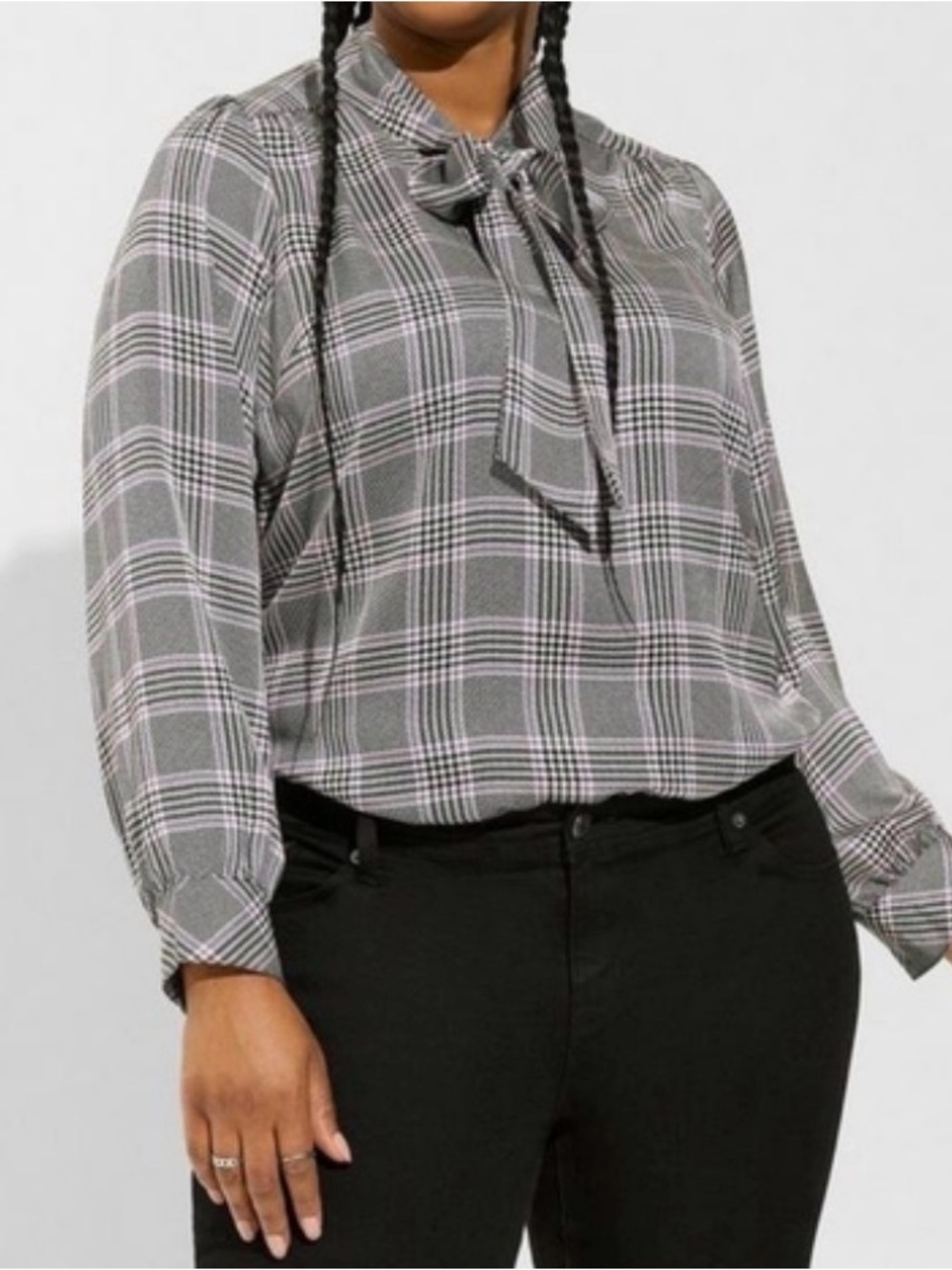 Torrid Studio Bubble Satin Bow Tie Blouse Size 4x (26)
